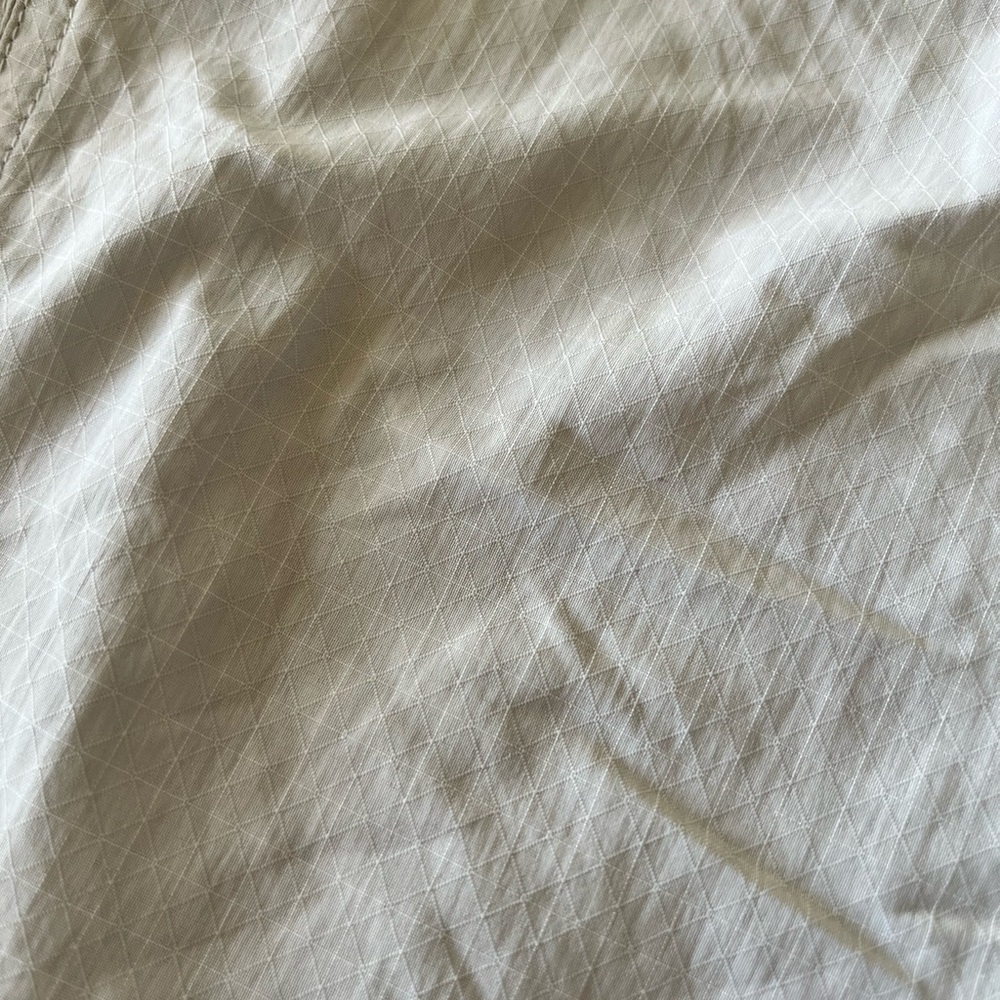 Fabletics Lightweight Ripstop Cargo Joggers in Luna Grey - Picture 11 of 13